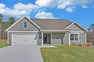310 Park Pl Dr, Lavonia, GA 30553 - Photo 1