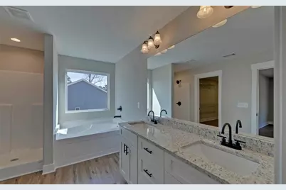 310 Park Place Drive, Lavonia, GA 30553 - Photo 24