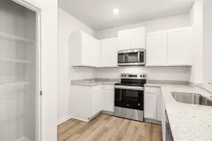 2010 Roseleigh Dr, Douglasville, GA 30134 - Photo 10