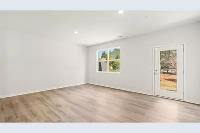 2012 Roseleigh Drive, Douglasville, GA 30134 - Photo 12