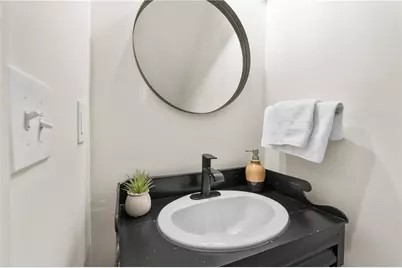 2506 Queen Anne Court, Sandy Springs, GA 30350 - Photo 8