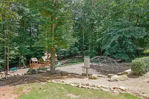 4081 Riverlook Pkwy SE, Marietta, GA 30067 - Photo 16