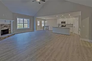 346 Park Pl Dr, Lavonia, GA 30553 - Photo 10