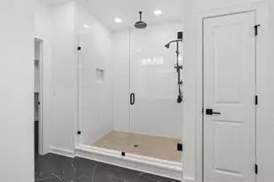 250 Walker Ave, Roswell, GA 30076 - Photo 24