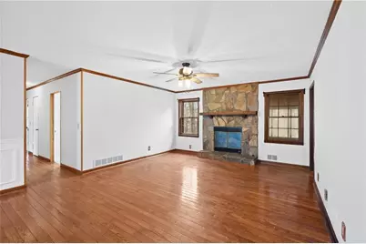 426 Riverlake Court, Woodstock, GA 30188 - Photo 8