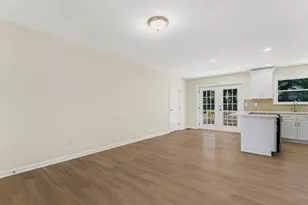 6371 Westbury Rd, Riverdale, GA 30274 - Photo 6