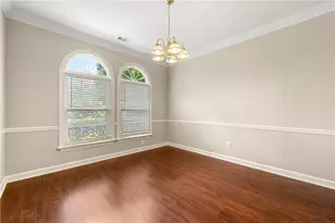 2312 Mahogany Glen Pl, Lawrenceville, GA 30043 - Photo 2