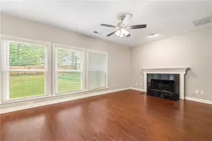 2312 Mahogany Glen Pl, Lawrenceville, GA 30043 - Photo 4