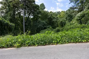 1828 Tulip Dr, Gainesville, GA 30507 - Photo 10