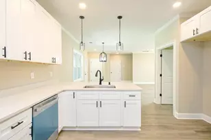 5342 Monarch Dr, Gainesville, GA 30506 - Photo 10