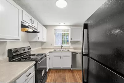 2116 Scarbrough Road, Stone Mountain, GA 30088 - Photo 4