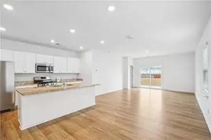 3853 Rustic Barn Wy, Loganville, GA 30052 - Photo 2