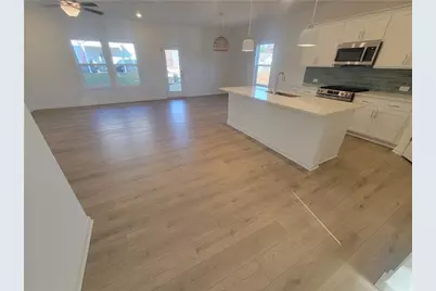 5521 Coalie, Flowery Branch, GA 30542 - Photo 4