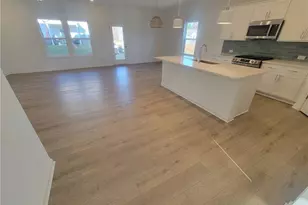 5521 Coalie, Flowery Branch, GA 30542 - Photo 4