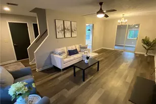 2675 Wildflower Ln, Snellville, GA 30039 - Photo 10