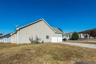 2859 High Tide Drive, Atlanta, GA 30349 - Photo 2