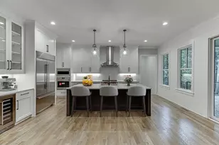 7620 Breeze Bay Rd, Cumming, GA 30041 - Photo 8