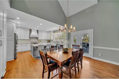 5640 Overlook Bluff, Johns Creek, GA 30097 - Photo 22