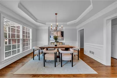 5640 Overlook Bluff, Johns Creek, GA 30097 - Photo 12