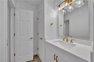 5640 Overlook Bluff, Johns Creek, GA 30097 - Photo 50