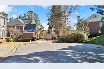 5640 Overlook Bluff, Johns Creek, GA 30097 - Photo 76