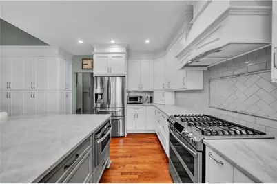 5640 Overlook Bluff, Johns Creek, GA 30097 - Photo 28