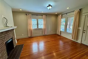 2482 Maple St, East Point, GA 30344 - Photo 4