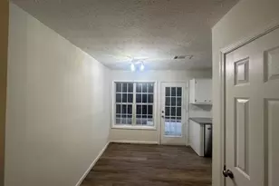 2445 Silverwood Dr, Gainesville, GA 30507 - Photo 6