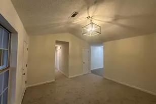 2445 Silverwood Dr, Gainesville, GA 30507 - Photo 8