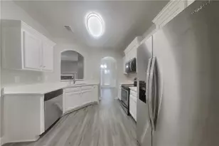 1980 Lily Valley Dr, Lawrenceville, GA 30045 - Photo 4