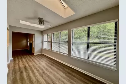 1605 Huntingdon Chas, Atlanta, GA 30350 - Photo 6