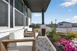 1101 Michigan Cir, Hoschton, GA 30548 - Photo 4