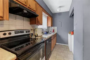 273 Country Club Dr, Jonesboro, GA 30238 - Photo 8