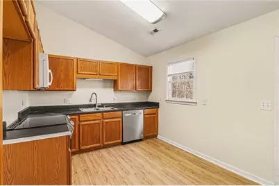 105 Gales Way, Newnan, GA 30263 - Photo 14