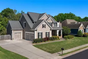 98 Twelve Oaks Dr SE, Cartersville, GA 30120 - Photo 1