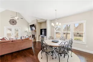 40 E Second St, Newnan, GA 30263 - Photo 16