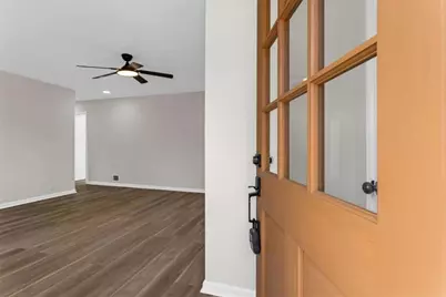 520 Stonewood Drive, Stone Mountain, GA 30087 - Photo 4