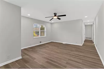 520 Stonewood Drive, Stone Mountain, GA 30087 - Photo 6