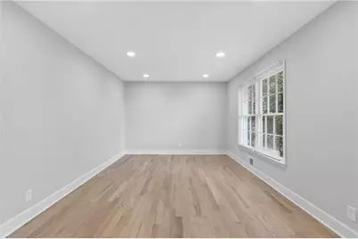 2802 Lakeview Court, Buford, GA 30519 - Photo 8