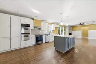 1532 Alverado Way, Decatur, GA 30032 - Photo 8