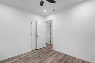 1667 Thornton Pl SW, Atlanta, GA 30315 - Photo 18