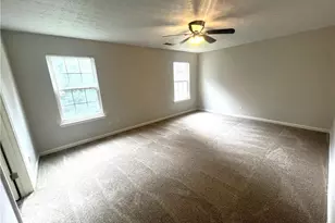 1785 Campbell Ives Dr, Lawrenceville, GA 30045 - Photo 16