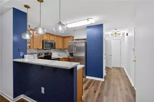 304 Fox Overlook, Woodstock, GA 30188 - Photo 2