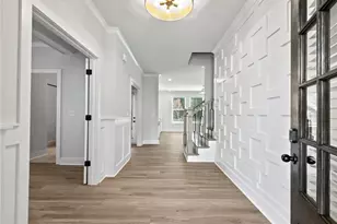 2410 Reserve Manor Ct, Lawrenceville, GA 30011 - Photo 4