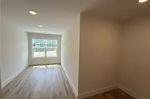 2410 Reserve Manor Ct, Lawrenceville, GA 30011 - Photo 10