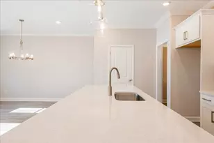 253 Bluffington Wy, Marietta, GA 30066 - Photo 10