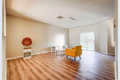 2837 Laurel Ridge Circle, East Point, GA 30344 - Photo 4