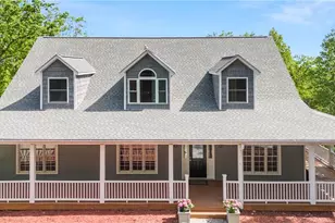 265 Lynda Ln, Cleveland, GA 30528 - Photo 2