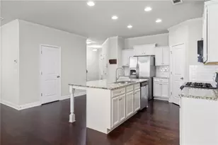 1925 Wheylon Dr, Lawrenceville, GA 30044 - Photo 10