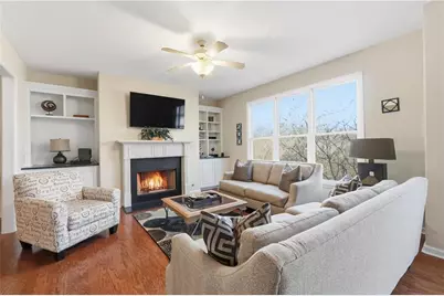 1607 Baxley Pine Trace, Suwanee, GA 30024 - Photo 2